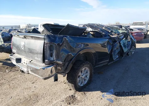 2019 Ram 2500 Laramie 4X4 8' Box из США, поврежденный, VIN 3C6UR5KL1KG562748